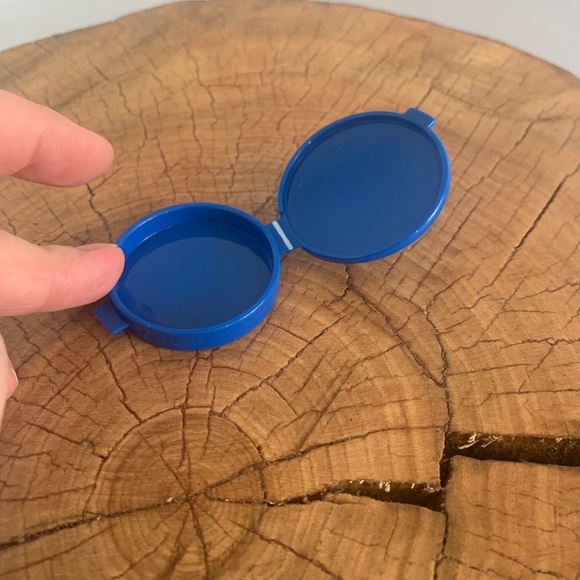 🎉LAST ONE 🎉 VINTAGE/ TUPPERWARE/ Pill Box - Picture 4 of 6